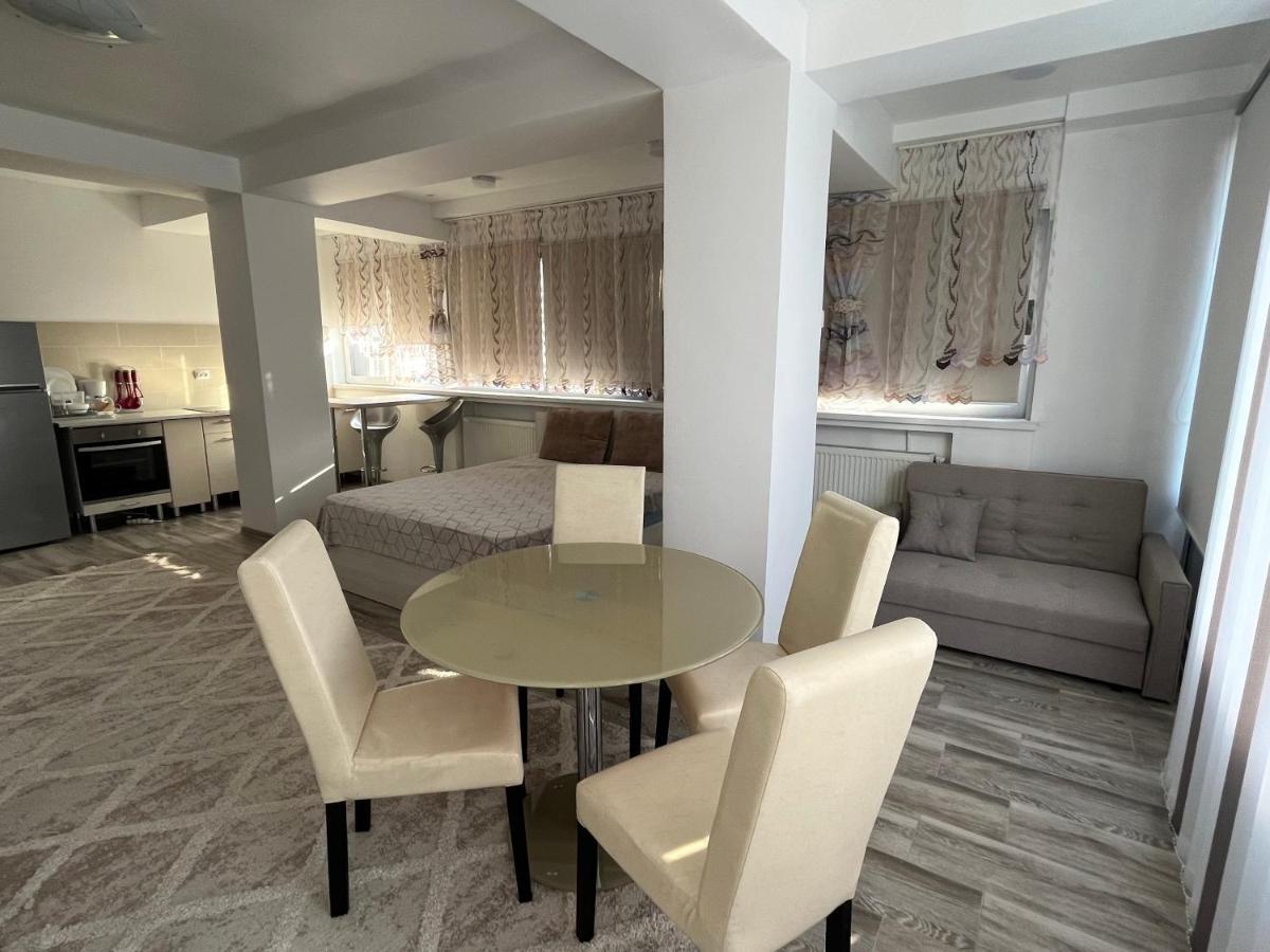 Ari Apartment Bulevardul Mamaia Constanta Exterior photo